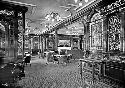 Titanic: Luxus in der Ersten Klasse. Der Rauchsalon © Robert Welch, Gemeinfrei via Wikimedia Commons