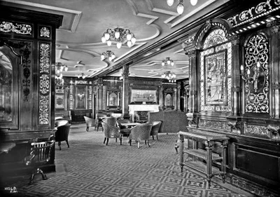 Titanic: Luxus in der Ersten Klasse. Der Rauchsalon © Robert Welch, Gemeinfrei via Wikimedia Commons
