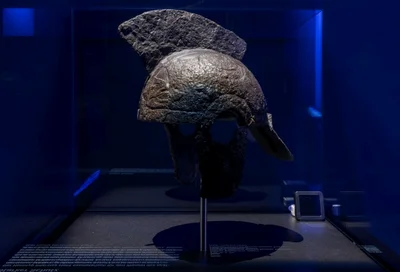 römischer Helm Ausstellung RÖMER 2026 2027 Lokschuppen Rosenheim © Axel Jusseit