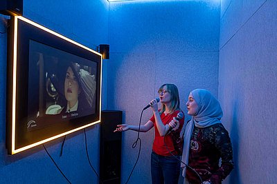 Ausstellung TITANIC Ausstellungszentrum Lokschuppen Rosenheim: Karaoke © Axel Jusseit