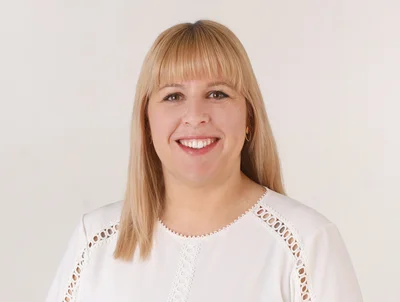 Anja Schuster