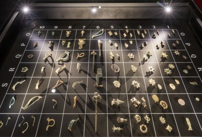 RÖMER 2026 2027 Ausstellungszentrum Lokschuppen Rosenheim Copyright Axel Jusseit Fibeln